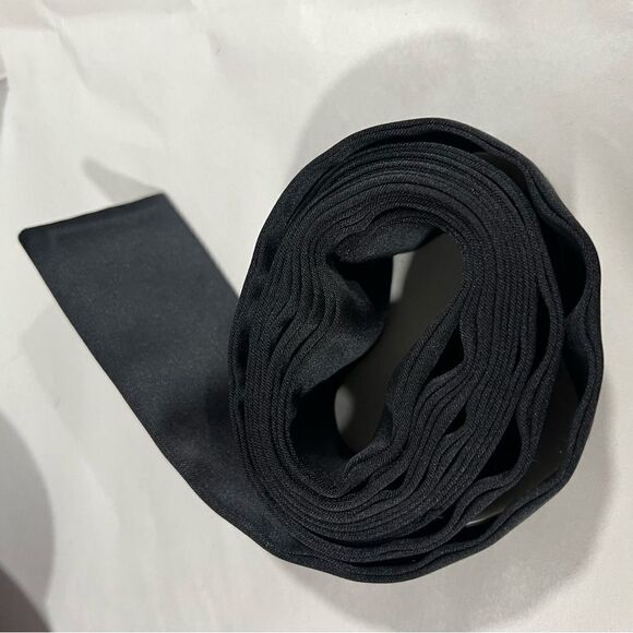 Victoria’s Secret Black Velvet Floral Satin Floor Length Women’s Robe Sz Small - Picture 10 of 12